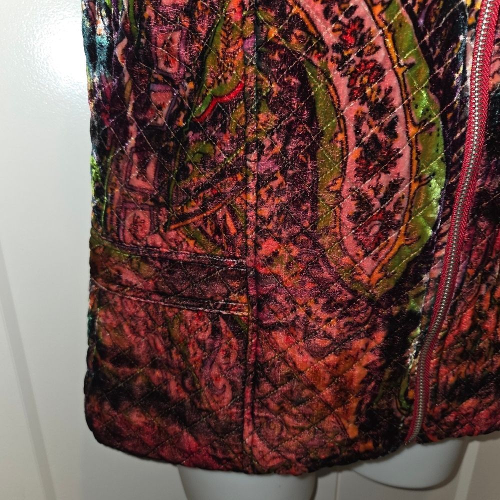 Chico's Vintage Silk Quilted Paisley Print Full Zip Vest Size 0 Small - Picture 5 of 6